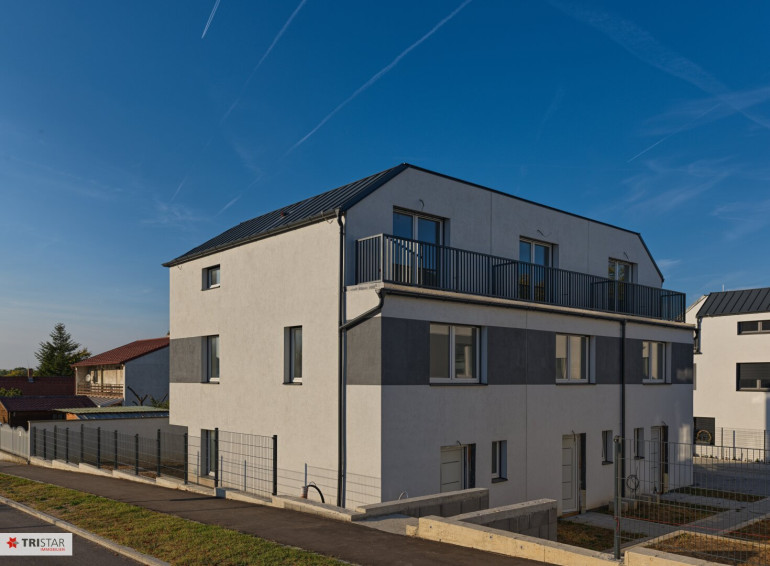 Haus - 2401, Fischamend - NEU! • Ziegelmassiv • Schlüsselfertig • Garten + Terrasse • Fischamend