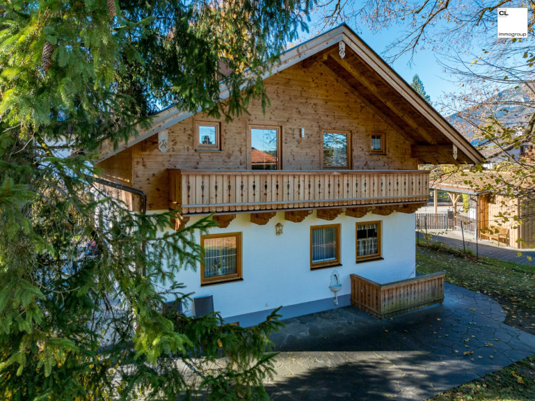 Haus - 83457, Bayerisch Gmain - Seltene Gelegenheit im Taufkirchenpark – Entzückendes Einfamilienhaus mit großem Grundstück