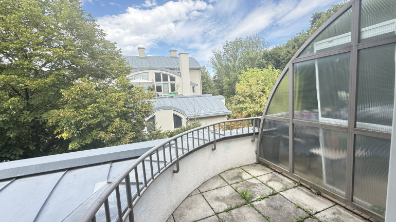 Wohnung - 1140, Wien - 4,5 Zimmer-Wohnung mit FREIFLÄCHE in ruhiger Lage nahe dem Auhofcenter / Hadersdorf!