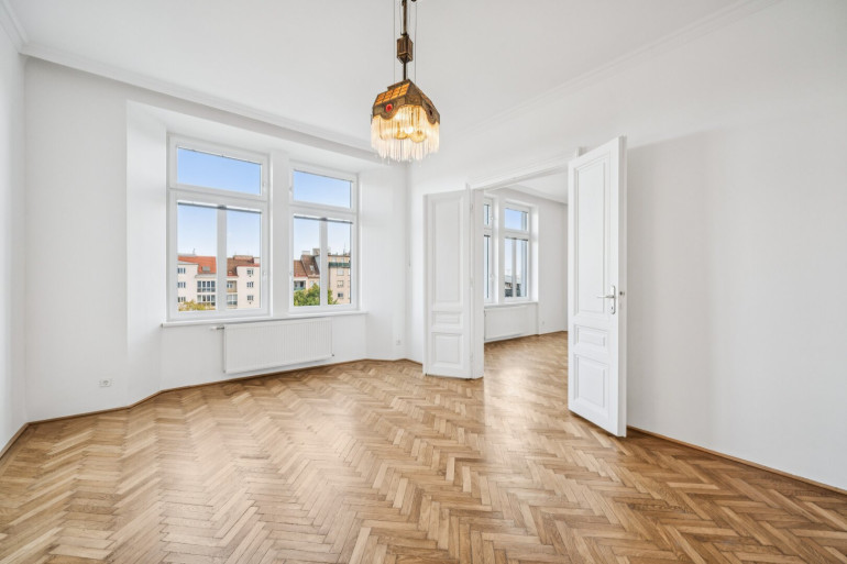 Wohnung - , keine Angabe - Lichtdurchflutete Altbauwohnung mit historischem Charme