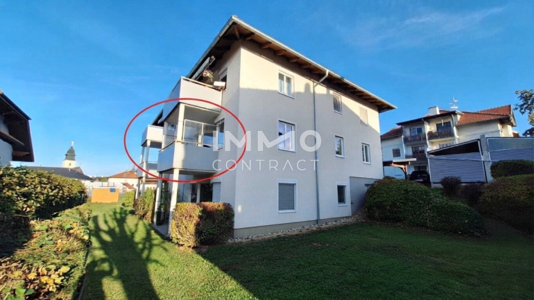 Wohnung - 4984, Weilbach - Gepflegte 4-Zi. Wohnung in Weilbach mit Balkon, Loggia & Stellplatz – ideal zum Wohlfühlen!