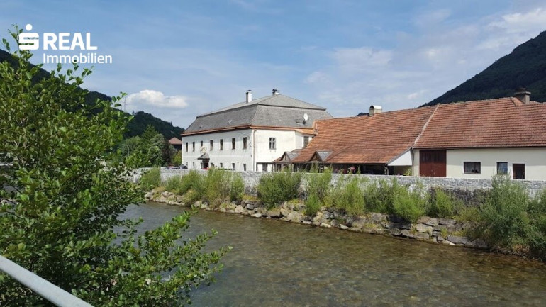 Halle / Lager / Produktion - 3180, Schrambach - Gemischt nutzbares Objekt, bestehend aus Gasthof und Wohnung