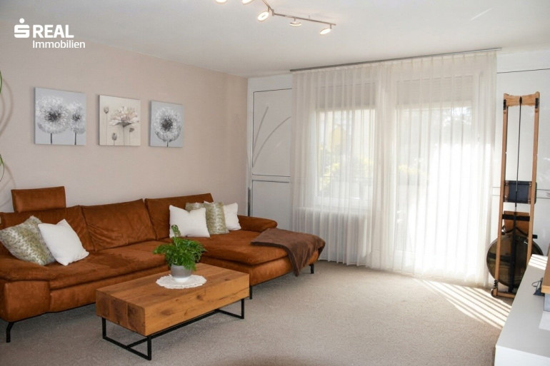 Wohnung - 8020, Graz,05.Bez.:Gries - 3-ZIMMER-WOHNUNG MIT ZWEI BALKONEN LIFT & STELLPLATZMÖGLICHKEIT IN GRAZ
