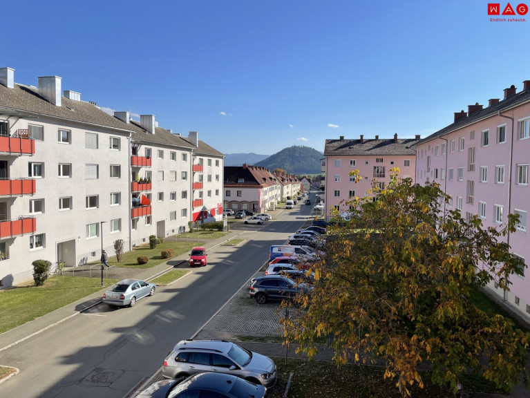Wohnung - 8793, Trofaiach - Erstbezug nach Komplettsanierung! Sonnige 3 Zimmerwohnung mit Badewanne und Balkon!