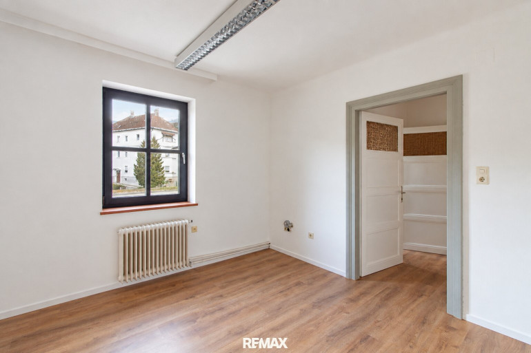 Büro / Praxis - 4560, Kirchdorf an der Krems - Ihr neuer Raum für Massage, Therapie oder Büro