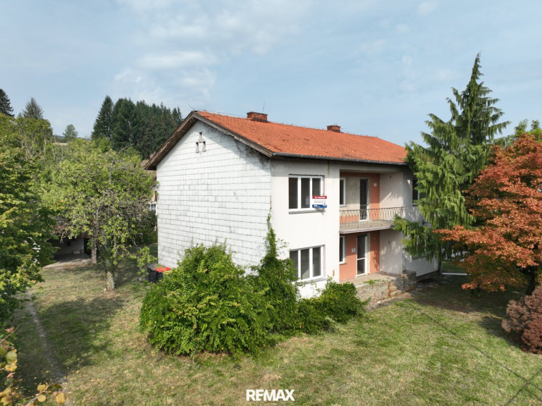Haus - 3680, Persenbeug - Haus mit 4 Wohneinheiten in Persenbeug, Bezirk Melk
