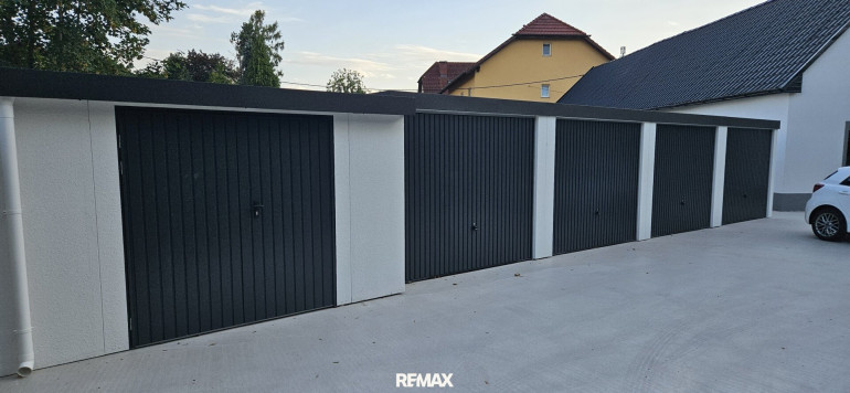 Immobilie - 4470, Enns - PKW Garage in Enns zu mieten!