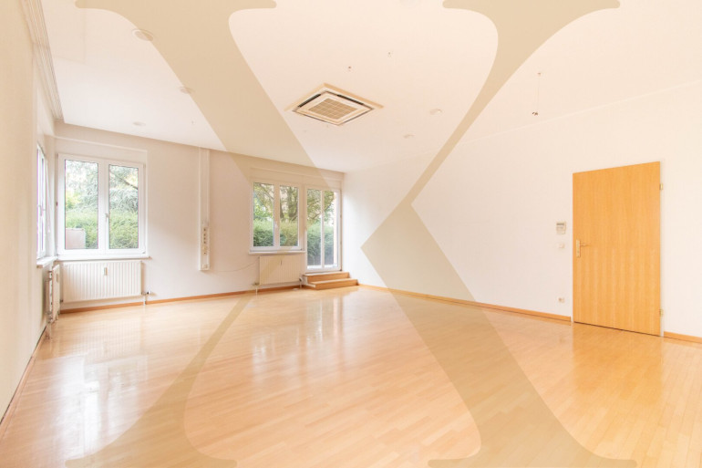 Büro / Praxis - 4040, Linz - Helles Büro mit Terrasse in zentraler Lage in Linz/Urfahr zu verkaufen!