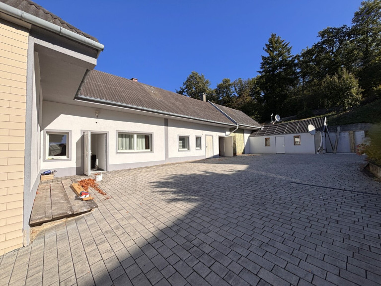 Haus - 7331, Weppersdorf - Einfamilienhaus mit sonnigem Innenhof und Nebengebäuden in zentraler Lage von Weppersdorf – viel Gestaltungspotenzial!