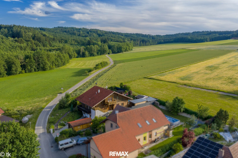 Haus - 4920, Sankt Kollmann - Wohnen in bester Wohlfühlatmosphäre – ruhig, großzügig, einladend