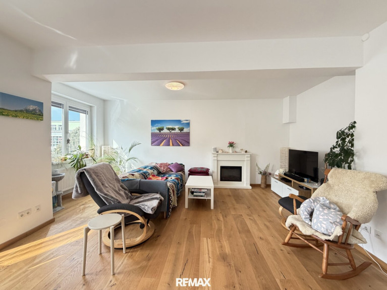 Wohnung - 8010, Graz - Modernes Wohngefühl trifft auf hochwertige Ausstattung - generalsaniere Wohnung mit Balkon in Graz-Geidorf