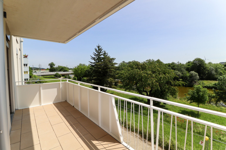 Wohnung - 3100, St. Pölten - Wohnen, wo der Ausblick begeistert –
3 Zimmer mit Lebensqualität bei der Traisen !