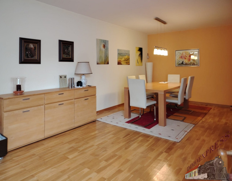 Wohnung - 2500, Baden - Familientraum in Baden – Großzügige 4-Zimmer-Eigentumswohnung (ca. 122m²) mit Loggia (ca. 8,5m²)