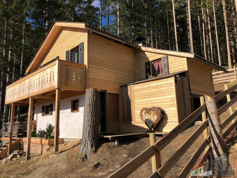 Haus - 8530, Sallegg - Kuhglocken statt Straßenlärm – Almhaus mit traumhaftem Bergblick!